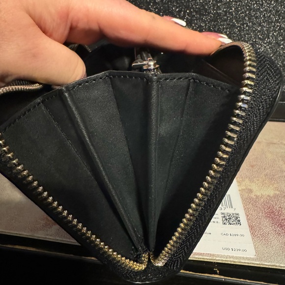 Kate spade black glitter set.  Tote, wallet and tote, Cosmetic pouch. (3 pcs) - Picture 14 of 16